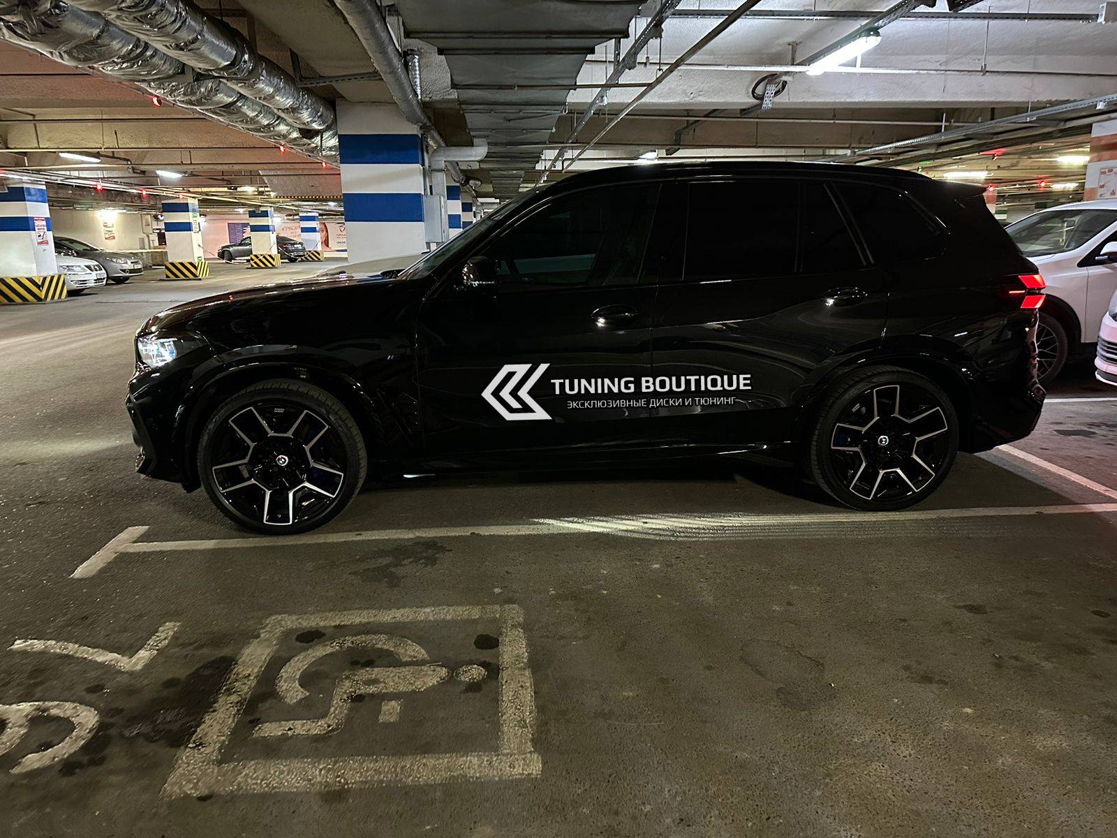 BMW X5 G05 M50d на кованых дисках нашего производства фото 5